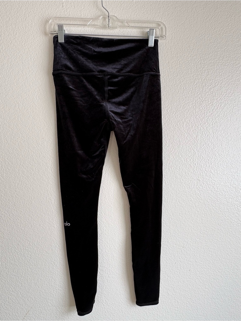 ALO Yoga Black Leggings or Sportswear with suede - Picture 3 of 5